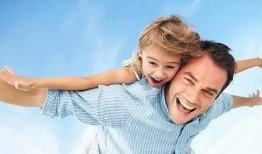 亲爸爸吃瓜,一场家庭情感的趣味之旅