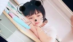 沈月看小叶吃瓜,意外引发网友热议