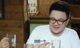 吃瓜路人忙着吃